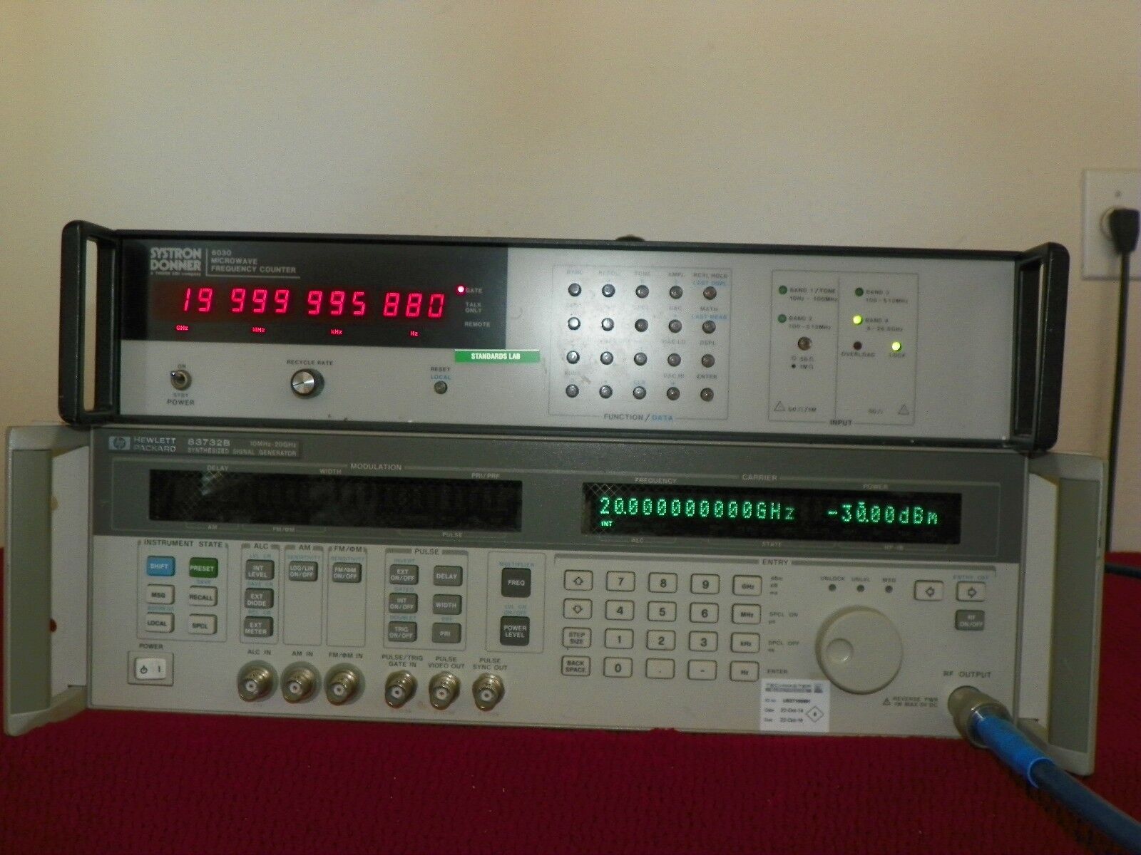 Systron Donner 6030 microwave frequency counter 10hz-26.5Ghz w/opt 02,04,& 06 Systron Donner 6030 microwave frequency counter 10hz-26.5Ghz w/opt 02,04,& 06